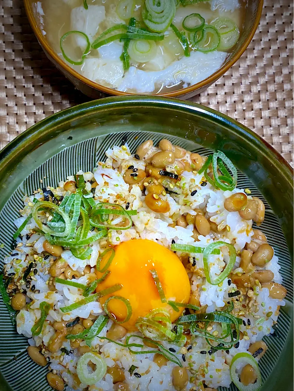 納豆TKG|すくらんぶるえっぐさん