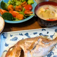 減塩お味噌汁のある食卓☺️|fumfumさん