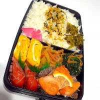 真夜中に詰めるお弁当|爰音さん