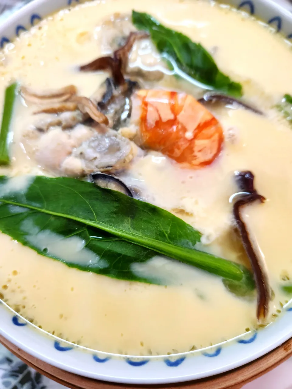 🔷蒸籠で牡蠣と🦐海老の茶碗蒸し🔷|@きなこさん