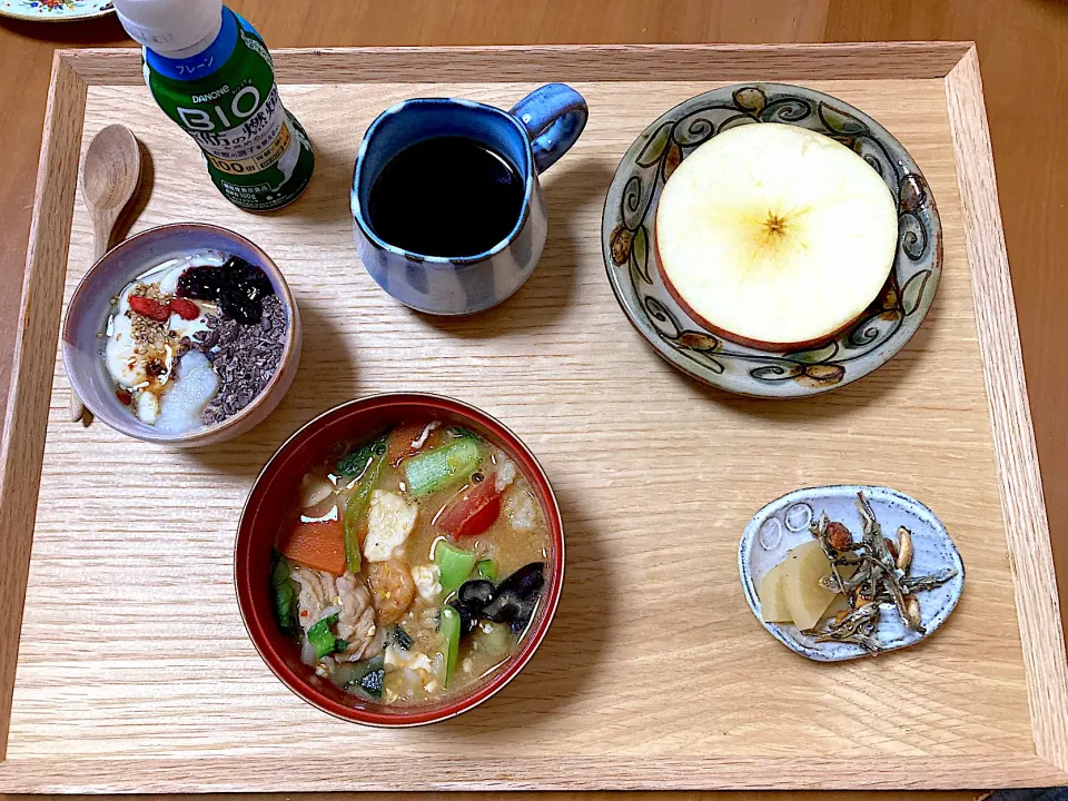 出張前の朝ごはん♡|さくたえさん