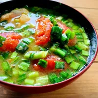焼きトマトと卵・ニラの味噌汁　日記的メモ|ご飯はん♪さん