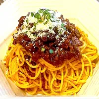 リモートワークのおひとり様ランチ🍝ボロネーゼパスタ|KANAさん