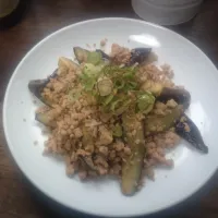 なすと鶏ひき肉のそぼろ炒め|にんにくと唐辛子が特に好き❤️(元シャリマー)さん