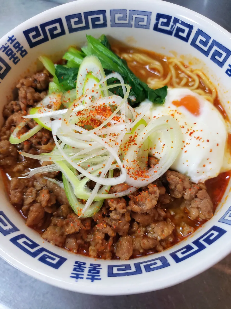 マルちゃん正麺担々麺🍜🍥|hidetoさん