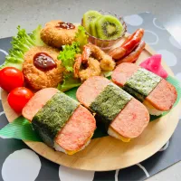 「スパムおにぎり」