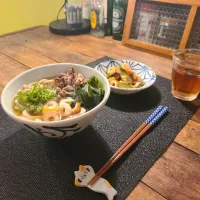 ちくわとわかめとねぎと肉のうどん&ちくわときゅうりのおかか和え|KEITAさん