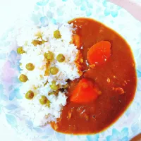 グリーンピースごはんカレー🍛| takaponさん