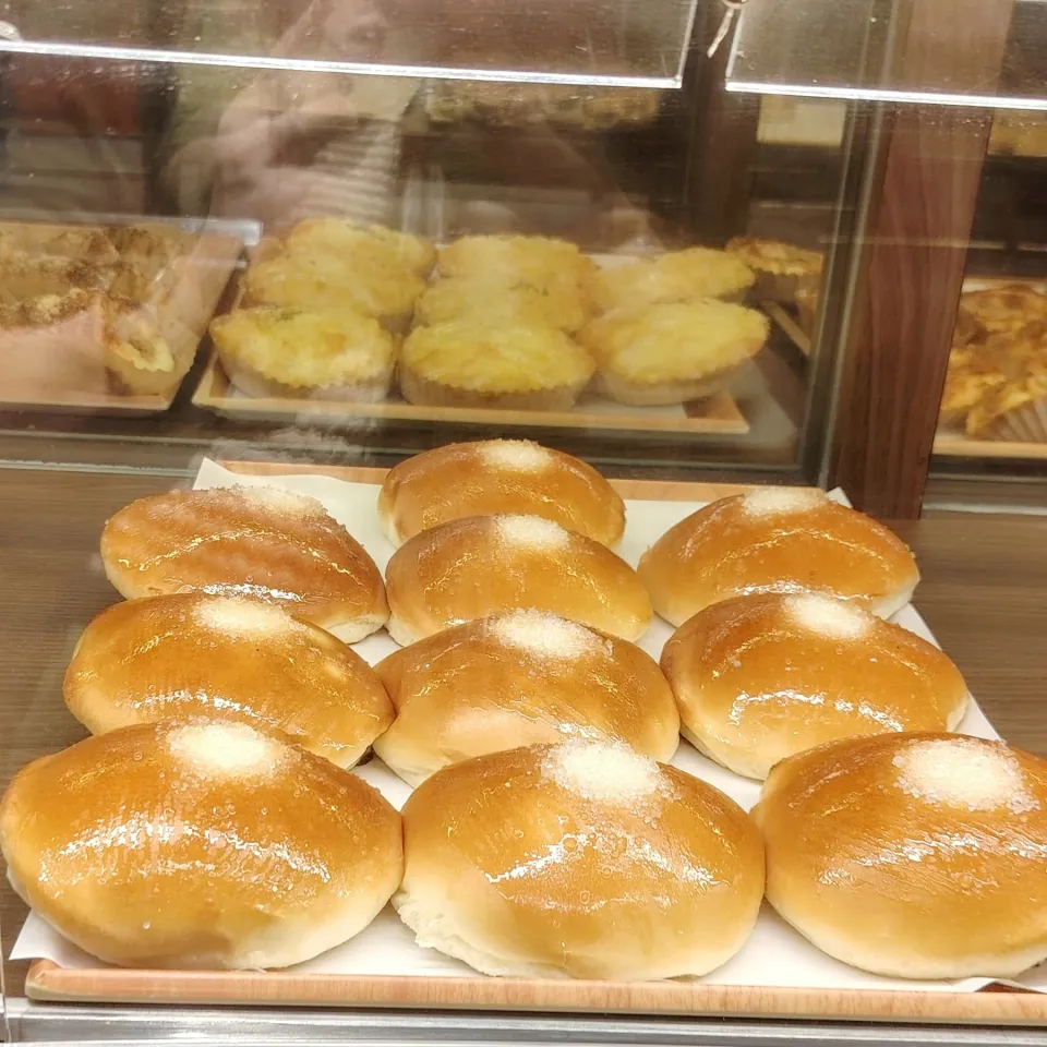 Jikasei Cream Pan 🤤😍😋my favourite bun at Gokoku 💋finally out from oven ♨️🔥melts in the mouth |🍒lynnlicious🍒さん