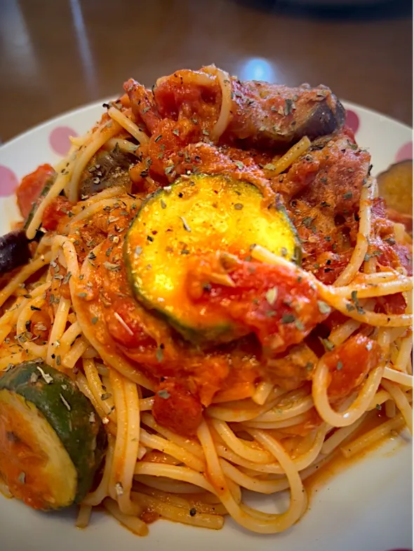 茄子とズッキーニとツナのトマトチーズソーススパゲティ|masaさん
