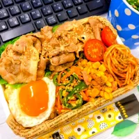 🍱🐷豚こま肉のしょうが焼き弁当🐷🍱|TakeBooさん