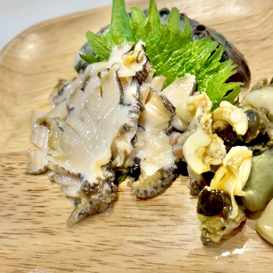 鮑のお造り。漣切り|ぎんさん