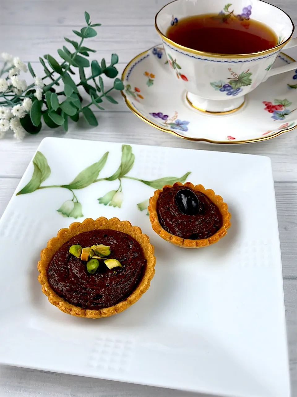 ともきーた (伊藤 智子)さんの料理 🆔516950                                                             #チョコクリームみたいな黒豆 💕でプチタルト|紅茶とお菓子と時々ごはんさん