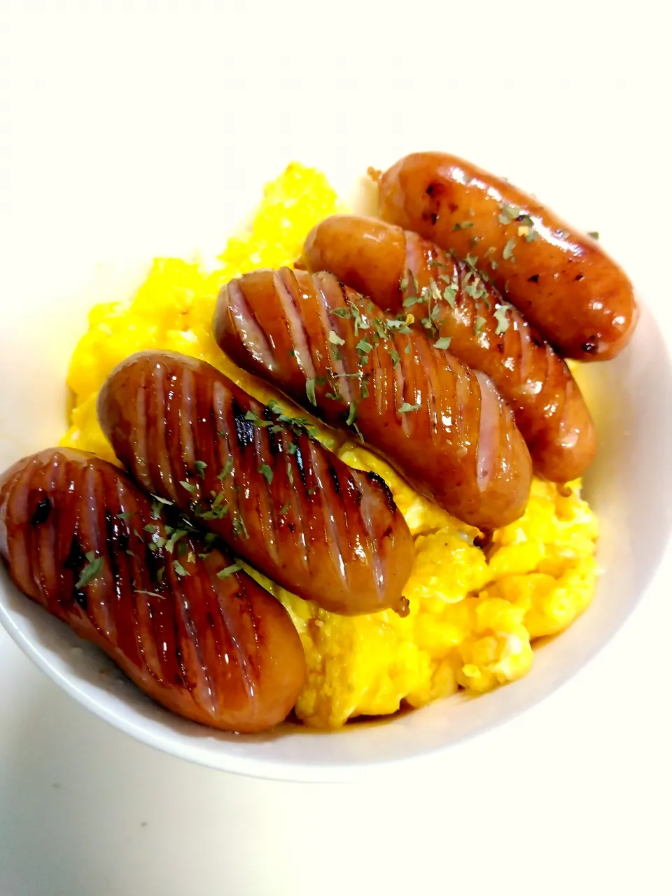 背徳のバター醤油シャウエッセン丼|豆大福さん