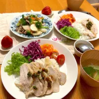 塩糀海南鶏飯と五香炒めの晩ごはん|むぎこさん