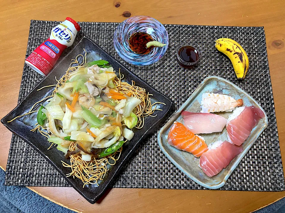 皿うどん&にぎり寿司|さくたえさん