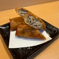 わさびクリームキノコ春巻き| 創作餃子酒場かむらっくさん
