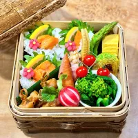 鮭おにぎり弁当|1480_kojiさん