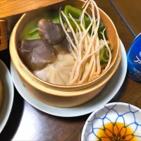 小籠包とキノコとネギと根ニラをせいろ蒸し| やかんちゃんさん