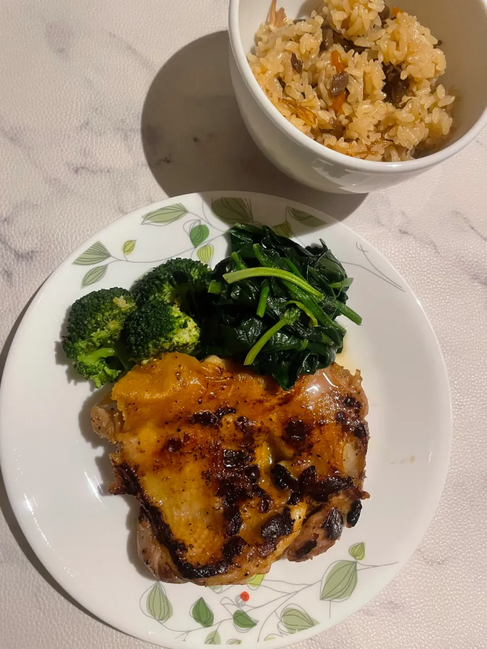 鶏もも肉のホイル焼き|めんちゃんさん