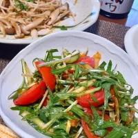 水菜とキムチのサラダ🥗|びせんさん