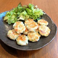 カニカマ、チーズ、あおさ入りはんぺん焼き|きょうちゃんさん