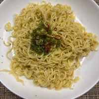 朝パスタ🍝ペペロンチーノ|kudoさん