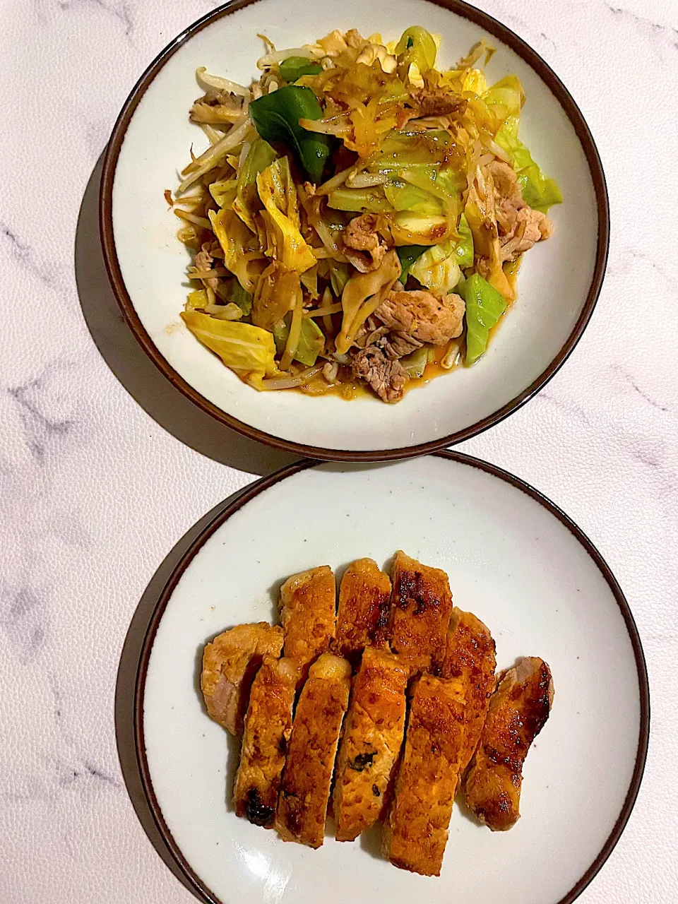 豚の味噌漬け焼きとオイスターソース炒め|めんちゃんさん