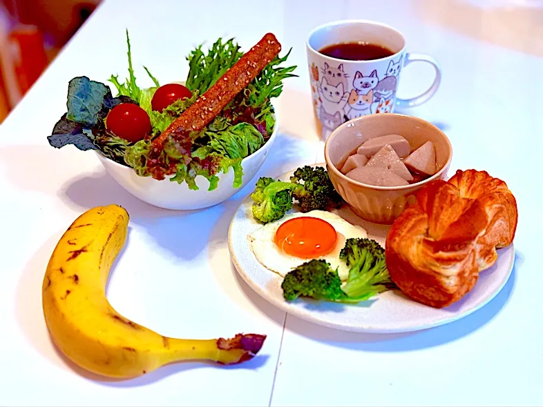 自宅モーニング🏠🍳🥗🍞|マニラ男さん