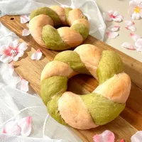 桜と抹茶のねじりパン|mai＊さん