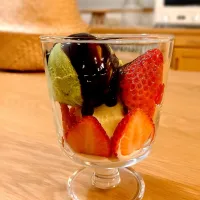 いちごとアイス|みりさん