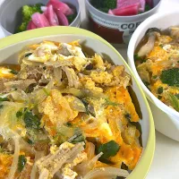 キノコヒレカツ丼　ブロッコリー🥦紫玉ねぎマリネ🟣|まゆさん