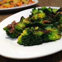 ブロッコリーのアンチョビソテー|古尾谷りかこさん