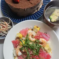 ☆夕飯☆ひな祭り🎎ちらし寿司、ゴボウサラダ、すまし汁、ケーキ|ｼｮｺﾗさん