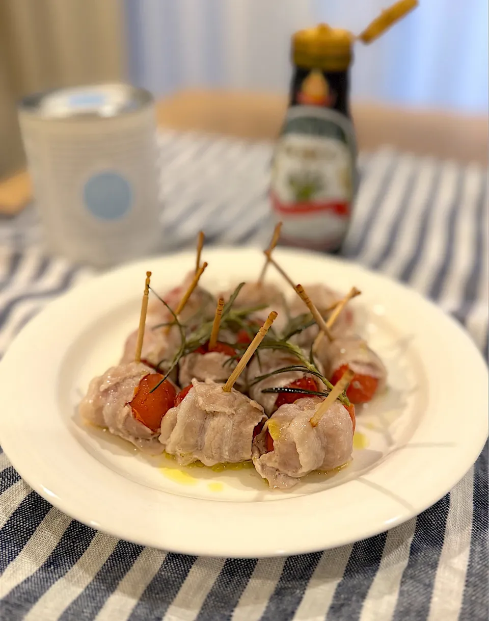 ミニトマトの豚バラ巻き|acoさん