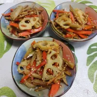 ぎんさんの料理 根菜のきんぴらを参考に作ってみました✨