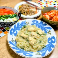 旦那作☆鶏むね肉の焼きビーフン|じんさん