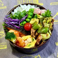 回鍋肉、カニカマ入り出し巻き卵、エビケチャップ煮、鮭|めみさん