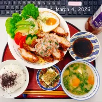 ⒹⒺⓁⒾ🥢#チキンカツ の紅生姜大根おろし大量乗せ( ᐛ)