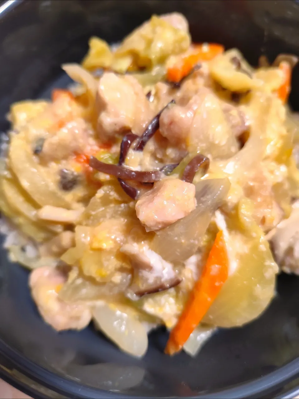 生姜焼き味味噌入り親子丼風|m.rafuさん