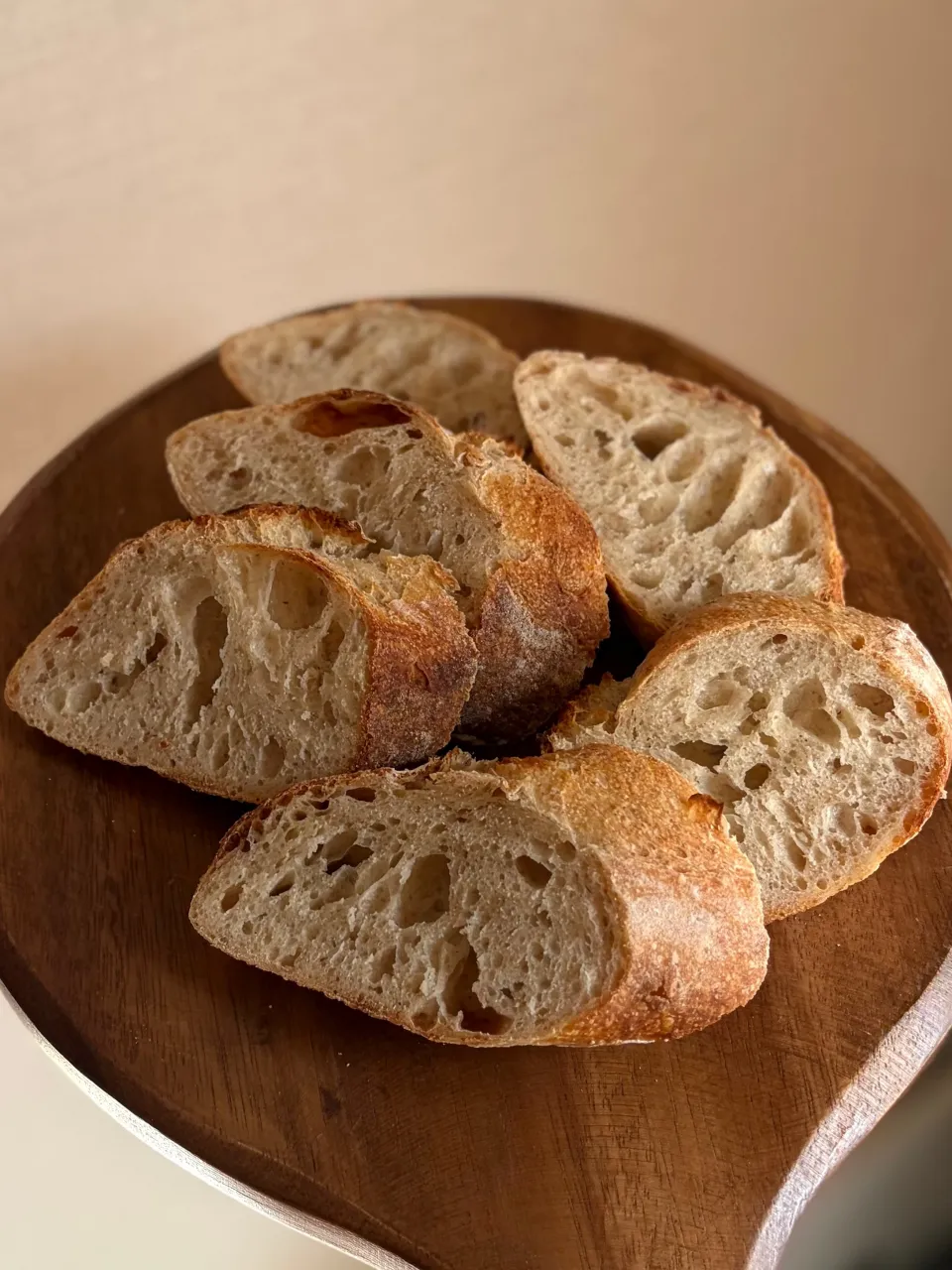 自家製レーズン酵母でバゲット作り🥖✨|アッコ✨さん