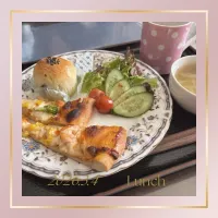 海老マヨトマトクリームピザ&ミニあんぱん| いのっちさん