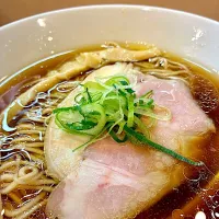 醤油らぁ麺@らぁ麺六花（東京都港区）