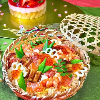 Snapdishの人気料理写真:ちらし寿司＆ケーキ