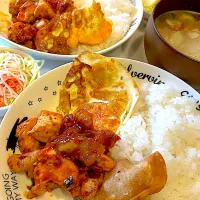 おっさんワンプレート　揚げ餃子　鳥キムチ　目玉の親父　サラダ　汁　おにぎり|ひげおやじさん