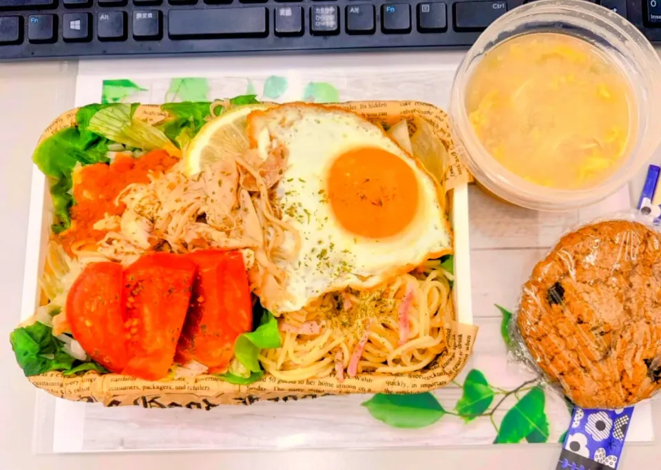 🐓🍅🧅 チキンタコライス 🥬🧀🐣|TakeBooさん