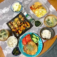 ジャンボ鶏つくねand母がくれた南瓜と蓮根の天麩羅にソース！！|さくたえさん