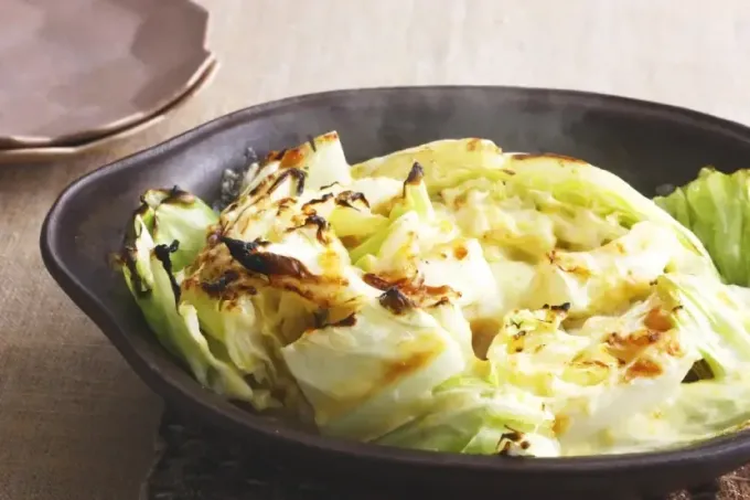 焼きキャベツのみそチーズ焼き|マルコメ キッチンさん