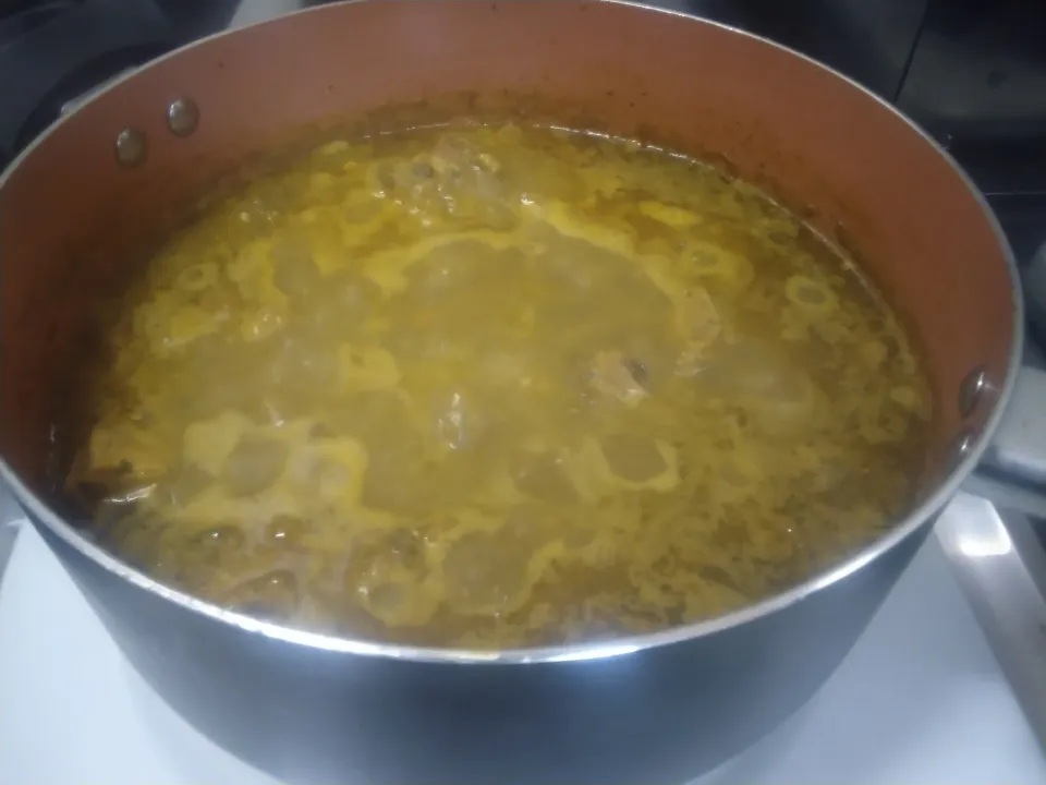 さらさらの骨つき豚肉のカレー|にんにくと唐辛子が特に好き❤️(元シャリマー)さん