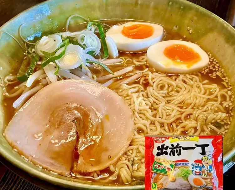 いつの日かの麺好きランチ                               何年ぶりかの 「出前一丁」|mottoさん